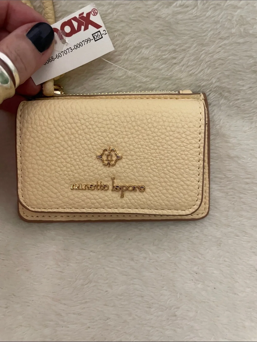 Nanette Lepore Cream Pebbled Leather Card Wallet w/top zipper